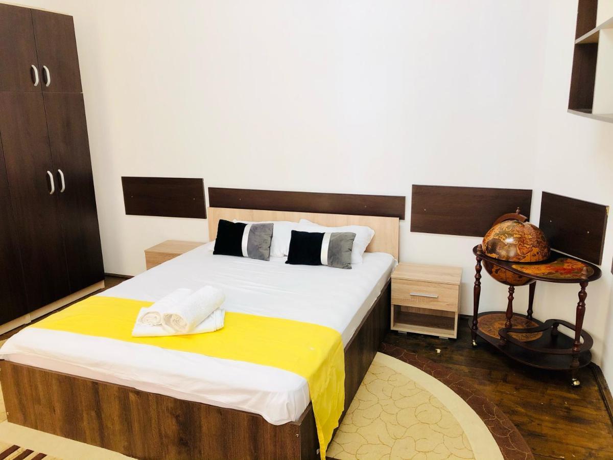 Ultra-Central Apartment Just In Union Squere Timisoara Exterior photo